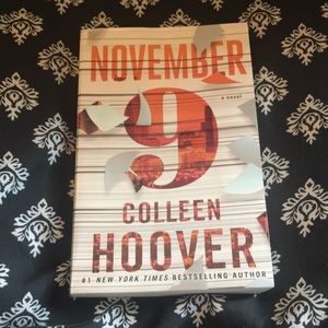 November 9 by Colleen Hoover [PAPERBACK]